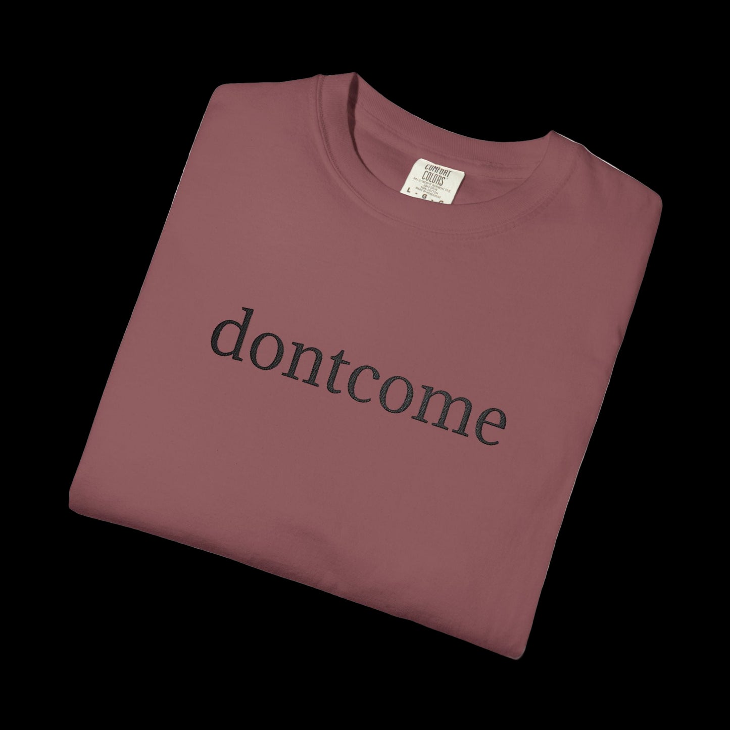 DONTCOME UNDERSTATED EMBROIDERED TEE