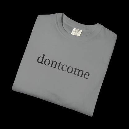 DONTCOME UNDERSTATED EMBROIDERED TEE